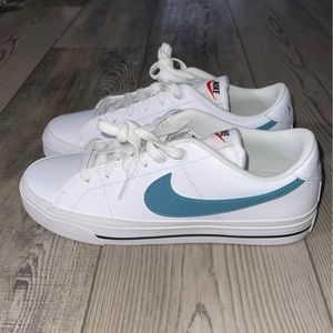 NEW Mens Nike shoes 11.5